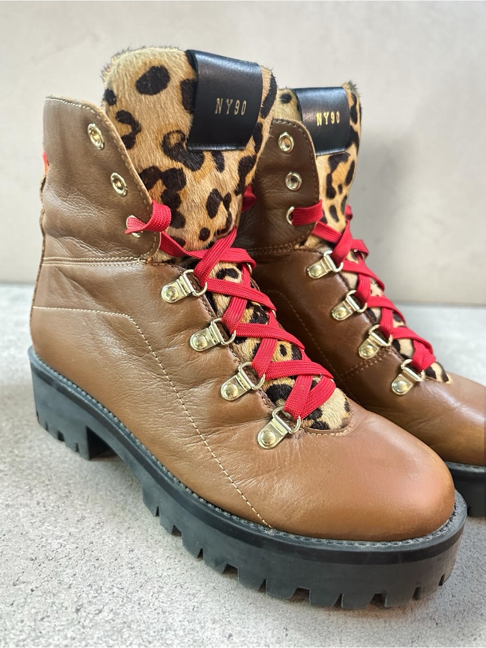 Steve Madden Brown Leather Combat Boots with Leopard Accent & Red Laces Sz 8.5